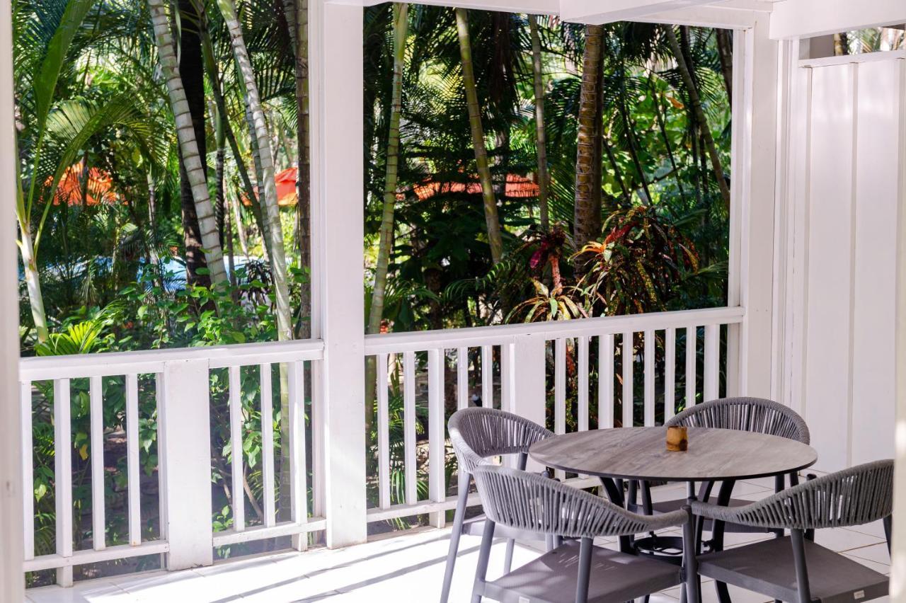 Paradise Beach Hotel & Resort West Bay Eksteriør billede