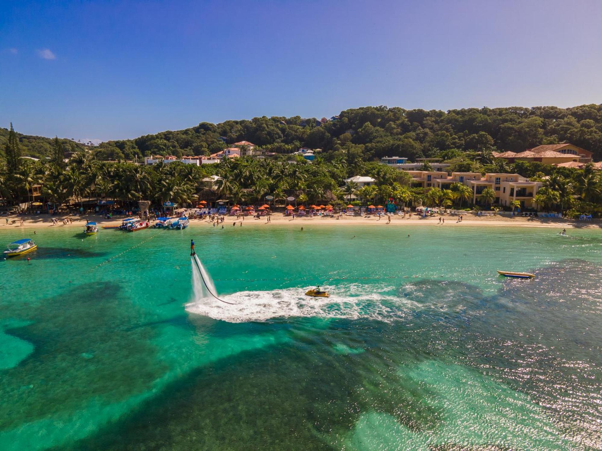 Paradise Beach Hotel & Resort West Bay Eksteriør billede